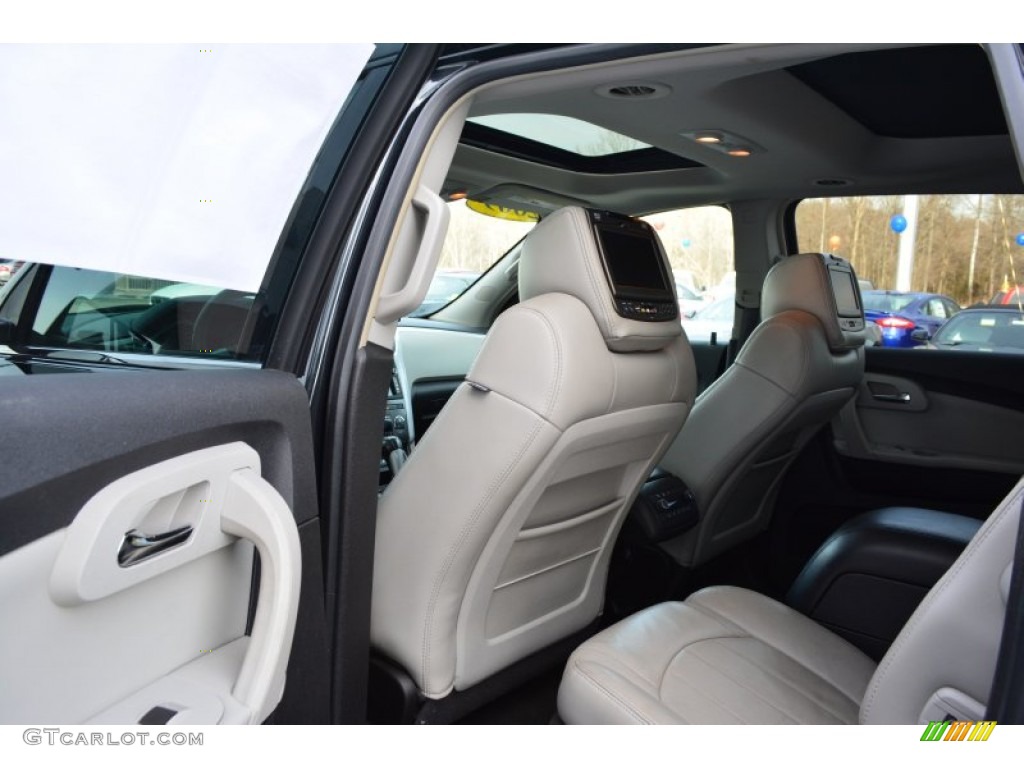 2009 Traverse LTZ AWD - Black Granite Metallic / Cashmere/Ebony photo #12