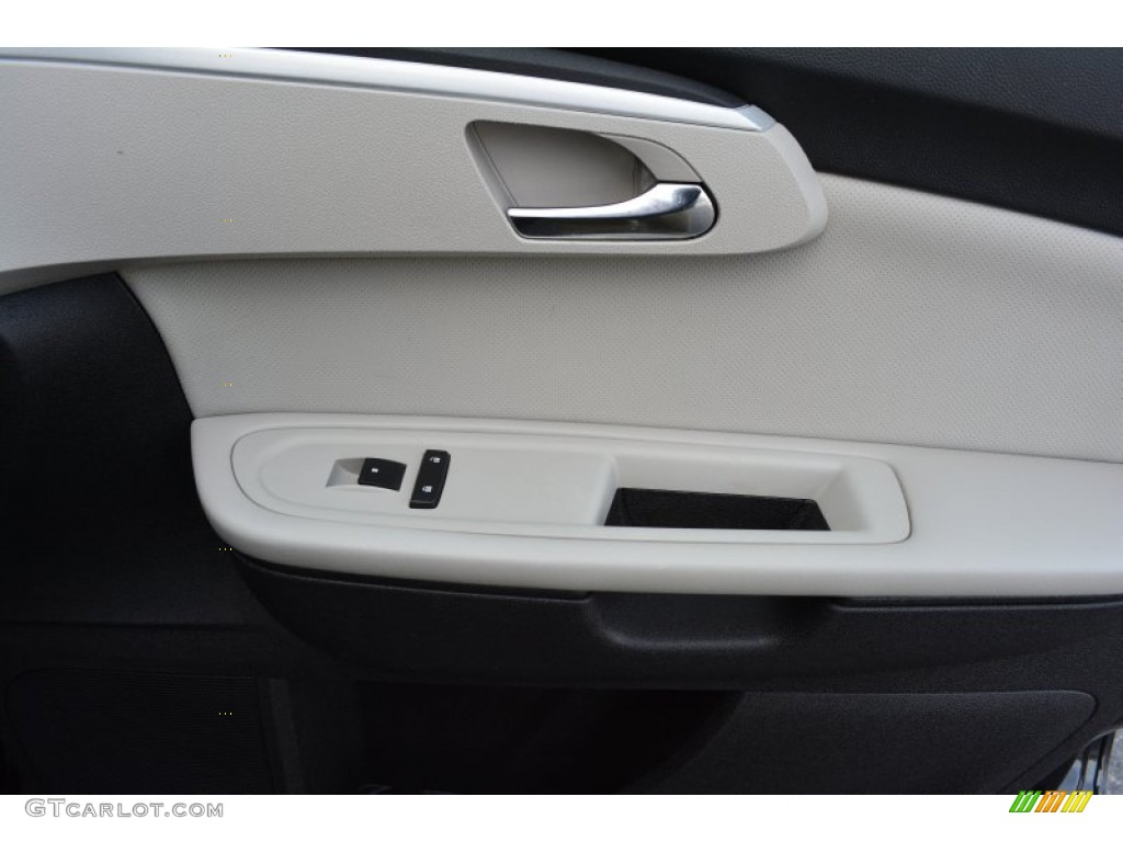 2009 Traverse LTZ AWD - Black Granite Metallic / Cashmere/Ebony photo #17