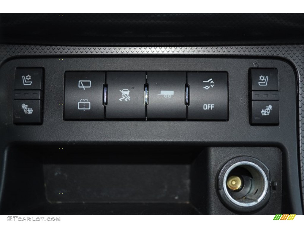 2009 Traverse LTZ AWD - Black Granite Metallic / Cashmere/Ebony photo #25