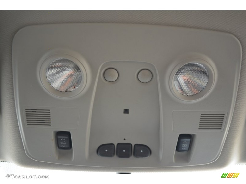 2009 Traverse LTZ AWD - Black Granite Metallic / Cashmere/Ebony photo #28