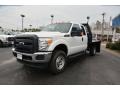 Oxford White - F350 Super Duty XL Super Cab 4x4 Flat Bed Photo No. 1