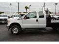 Oxford White - F350 Super Duty XL Super Cab 4x4 Flat Bed Photo No. 8