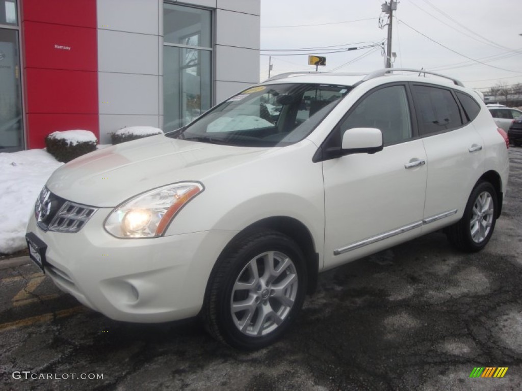 2012 Rogue SL AWD - Pearl White / Gray photo #1