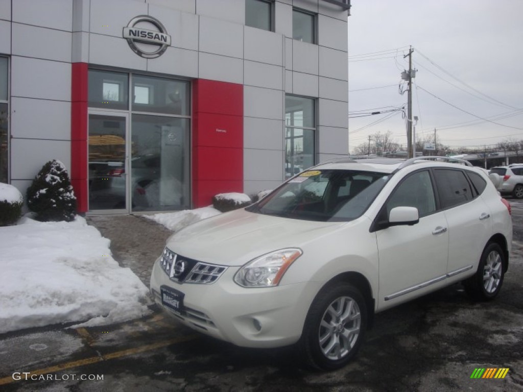 2012 Rogue SL AWD - Pearl White / Gray photo #26