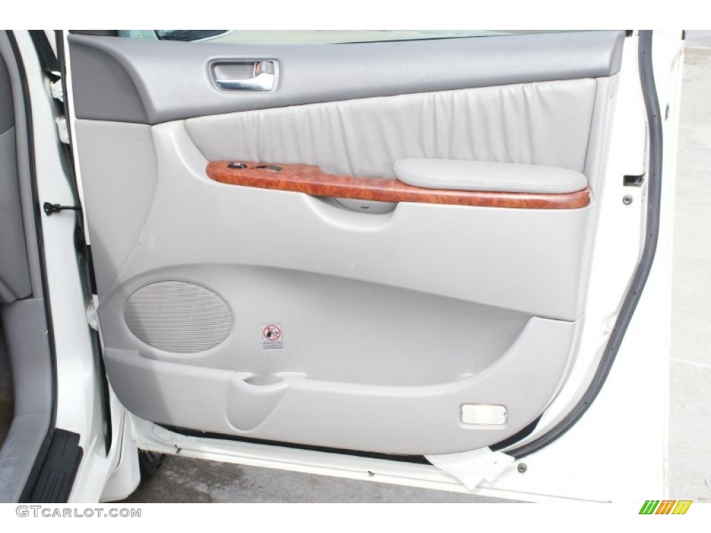 2005 Toyota Sienna XLE Limited Door Panel Photos