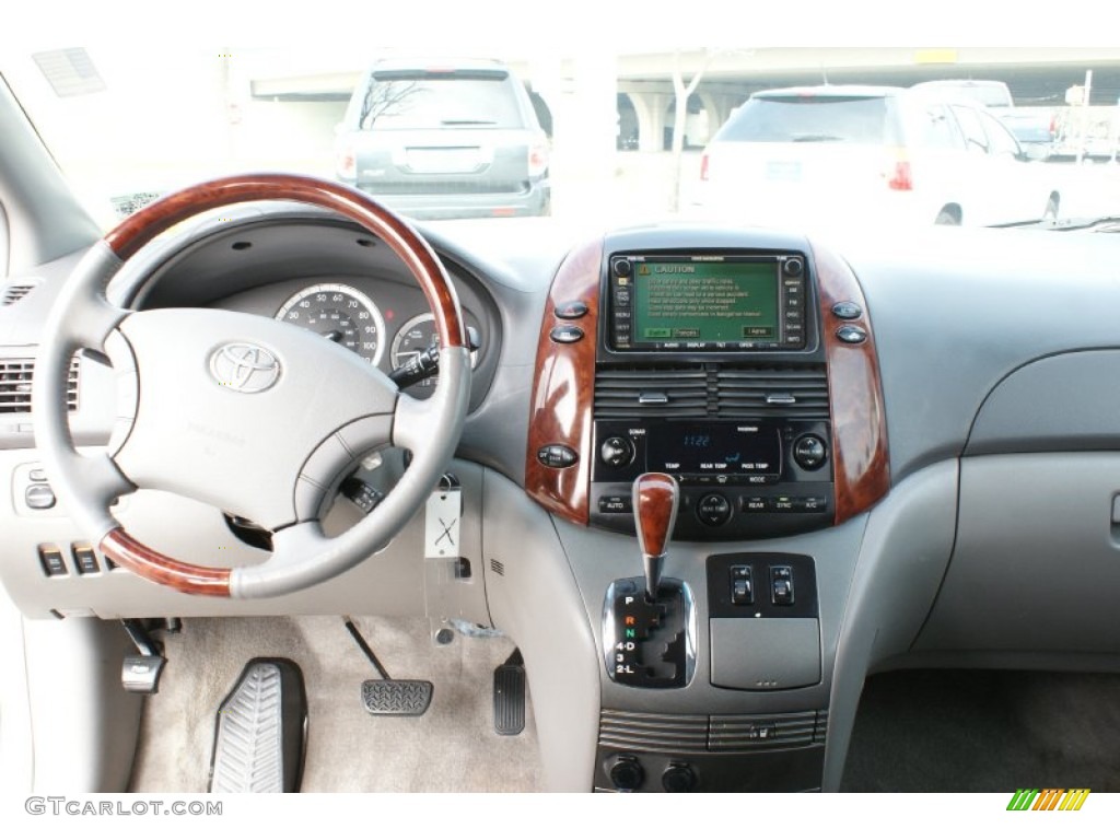 2005 Toyota Sienna XLE Limited Taupe Dashboard Photo #101270632