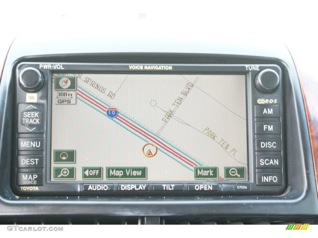 2005 Toyota Sienna XLE Limited Navigation Photos