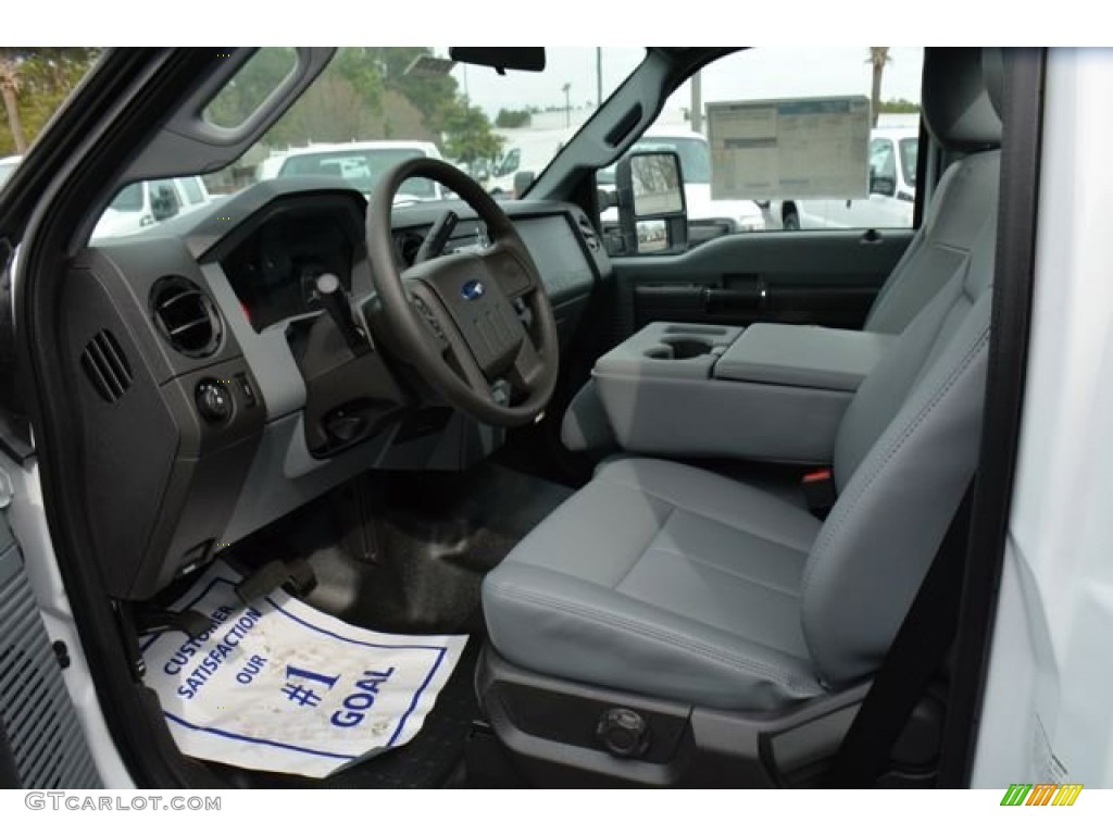 2015 Ford F450 Super Duty XL Regular Cab Chassis Interior Color Photos