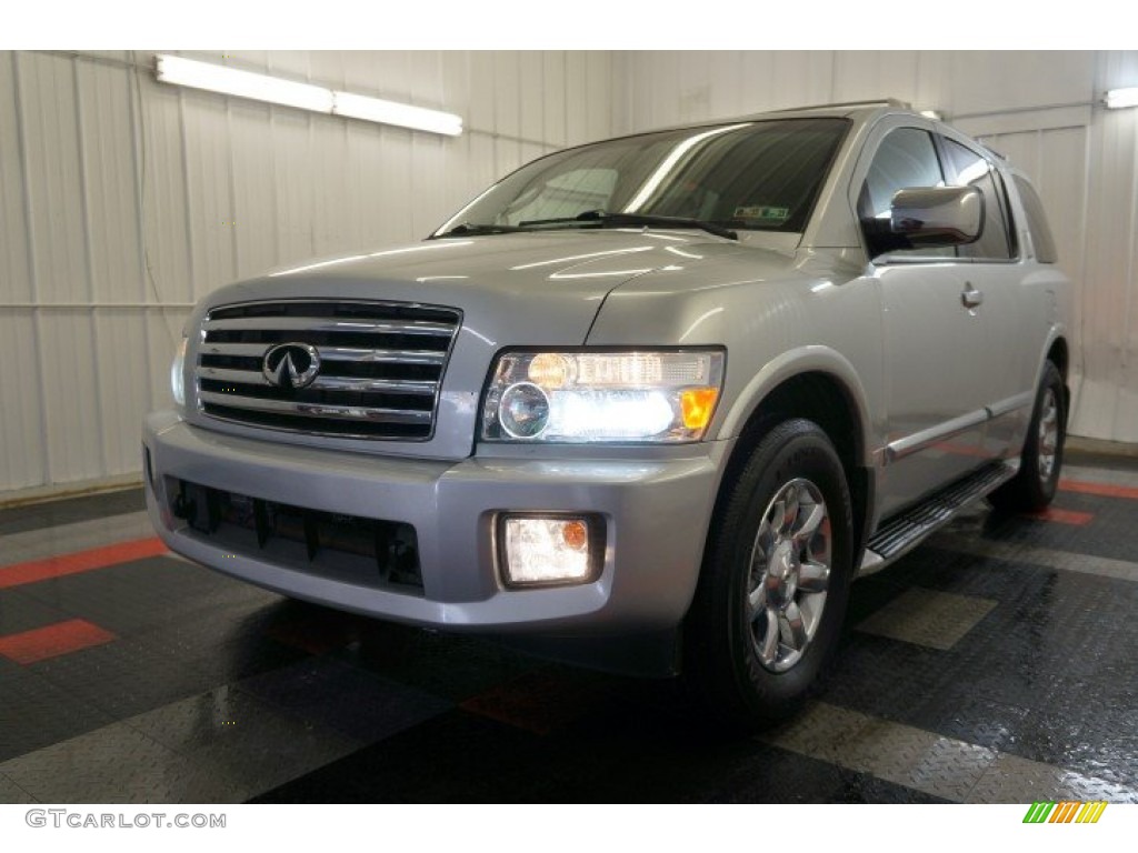 2004 QX 56 4WD - Silver Indulgence / Willow photo #3