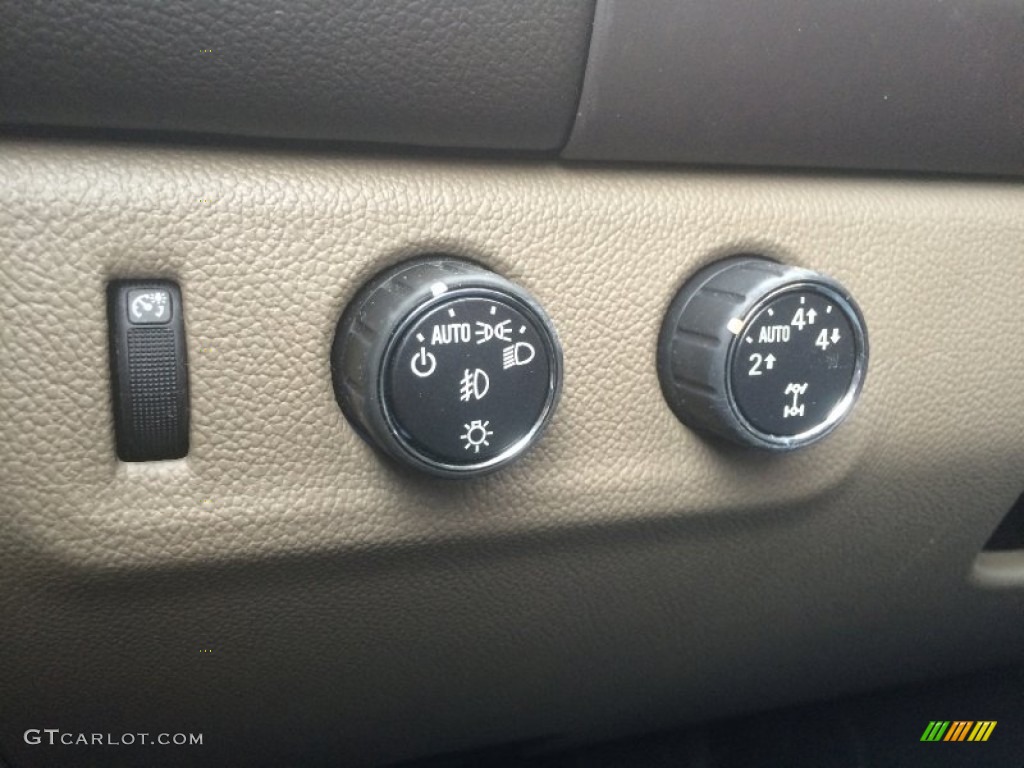 2015 GMC Canyon SLE Extended Cab 4x4 Controls Photo #101280649