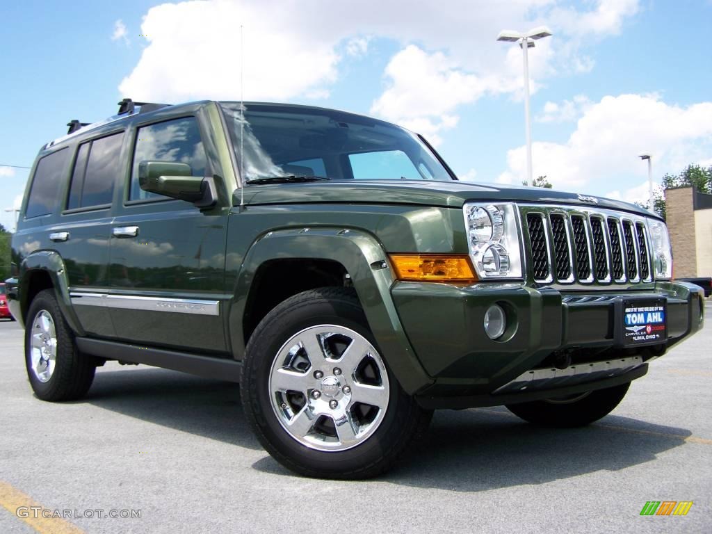 2008 Commander Overland 4x4 - Jeep Green Metallic / Dark Khaki/Light Graystone photo #1