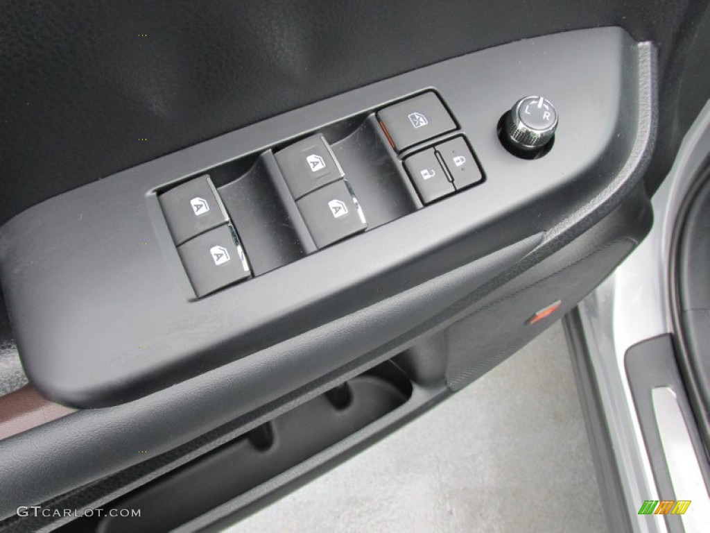 2015 Toyota Highlander Limited Controls Photo #101285140