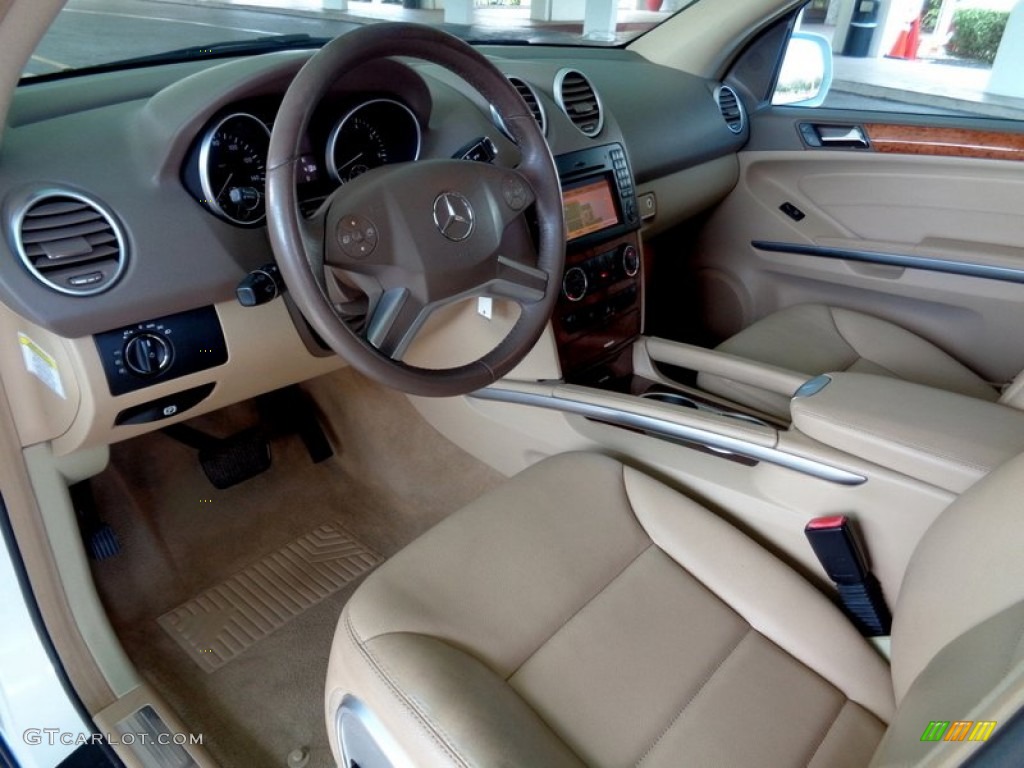 Cashmere Interior 2009 Mercedes-Benz ML 350 Photo #101285758