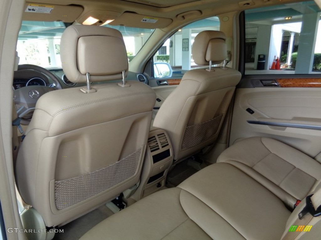 2009 Mercedes-Benz ML 350 Interior Color Photos