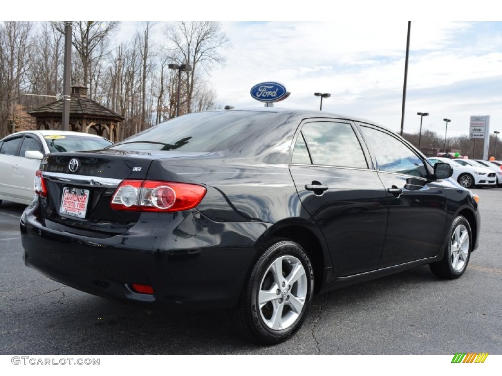 2013 Corolla LE - Black Sand Pearl / Ash photo #3