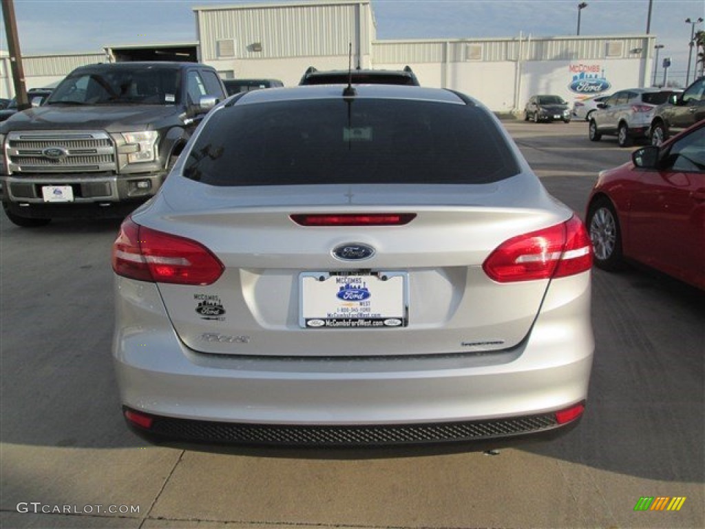 2015 Focus S Sedan - Ingot Silver Metallic / Charcoal Black photo #7