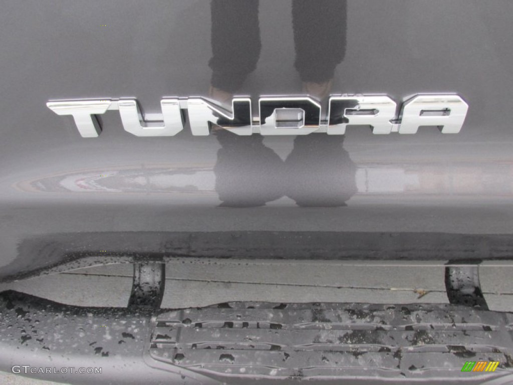 2015 Tundra SR5 CrewMax - Magnetic Gray Metallic / Graphite photo #15