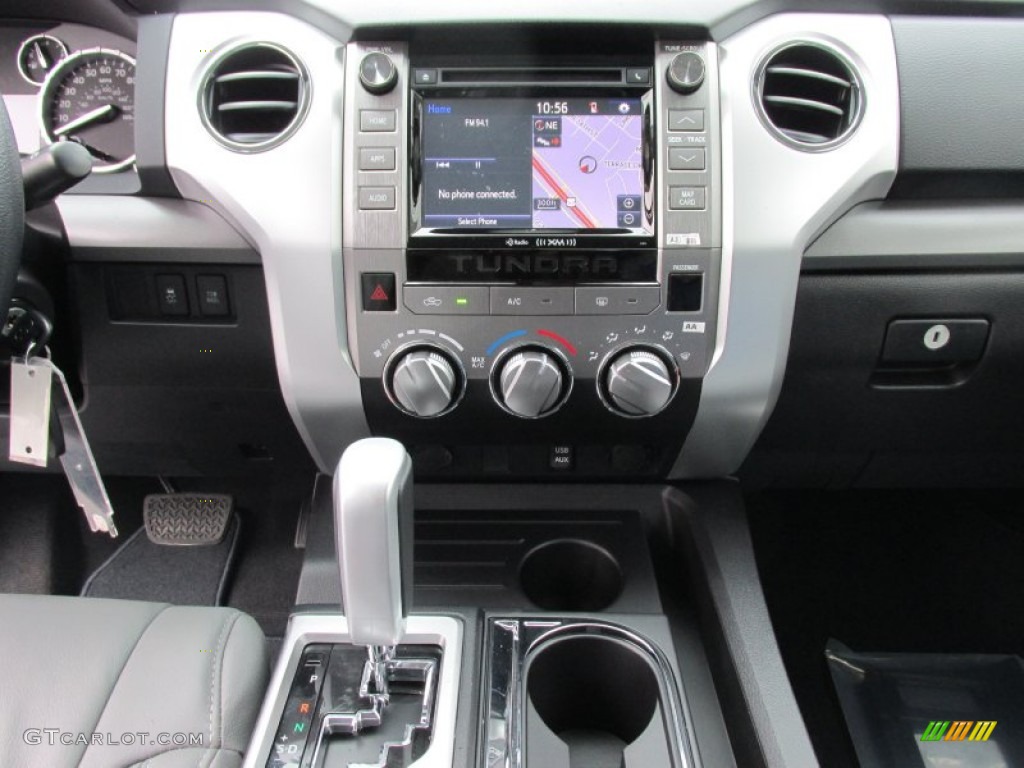 2015 Tundra SR5 CrewMax - Magnetic Gray Metallic / Graphite photo #27