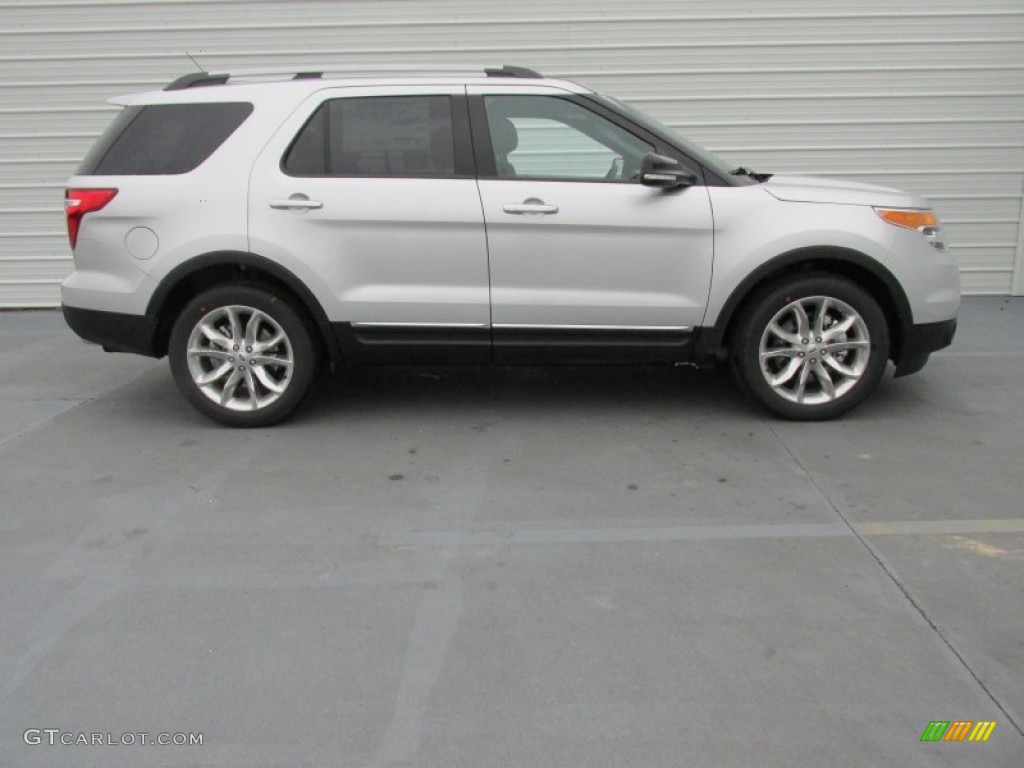 2015 Explorer XLT - Ingot Silver / Charcoal Black photo #3