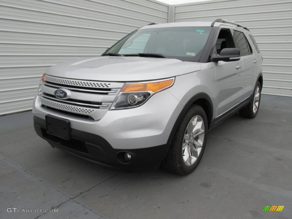 2015 Explorer XLT - Ingot Silver / Charcoal Black photo #7