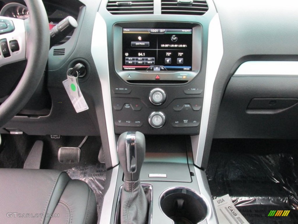 2015 Explorer XLT - Ingot Silver / Charcoal Black photo #27