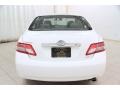 Super White - Camry XLE Photo No. 16