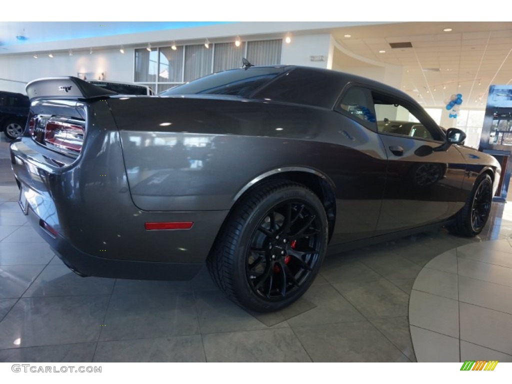 2015 Challenger SRT Hellcat - Granite Crystal Metallic / Black photo #3