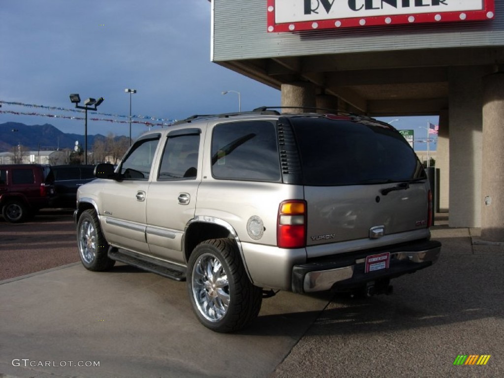 2003 Yukon SLT 4x4 - Pewter Metallic / Pewter/Dark Pewter photo #3