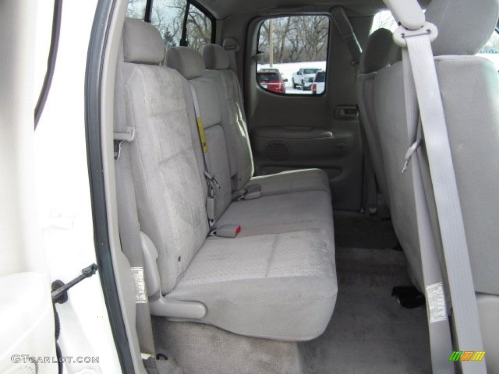2006 Toyota Tundra SR5 Access Cab 4x4 Rear Seat Photo #101313516