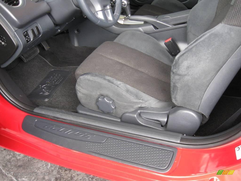 2007 Eclipse GS Coupe - Pure Red / Dark Charcoal photo #17