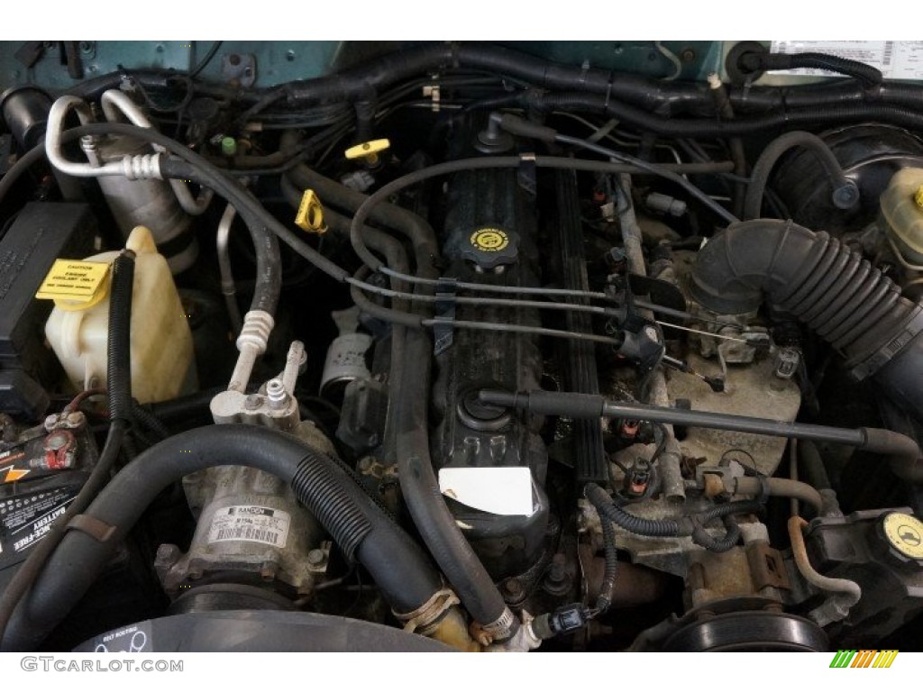 2000 Cherokee Sport 4x4 - Forest Green Pearl / Camel Beige photo #29