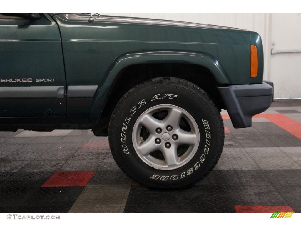 2000 Cherokee Sport 4x4 - Forest Green Pearl / Camel Beige photo #34