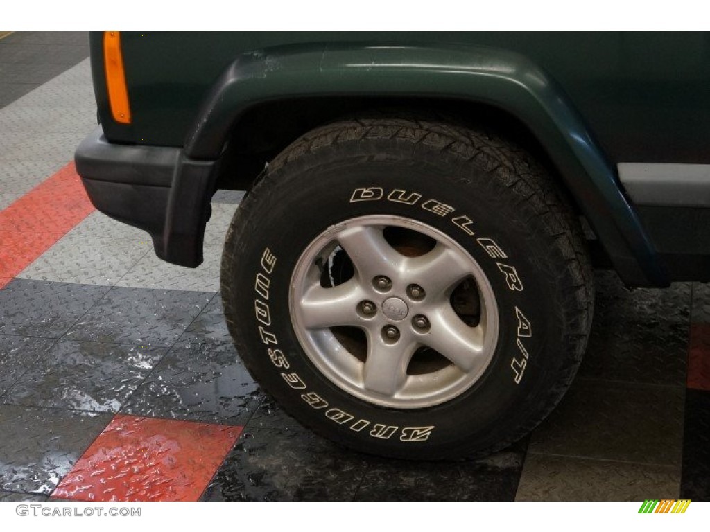 2000 Cherokee Sport 4x4 - Forest Green Pearl / Camel Beige photo #55