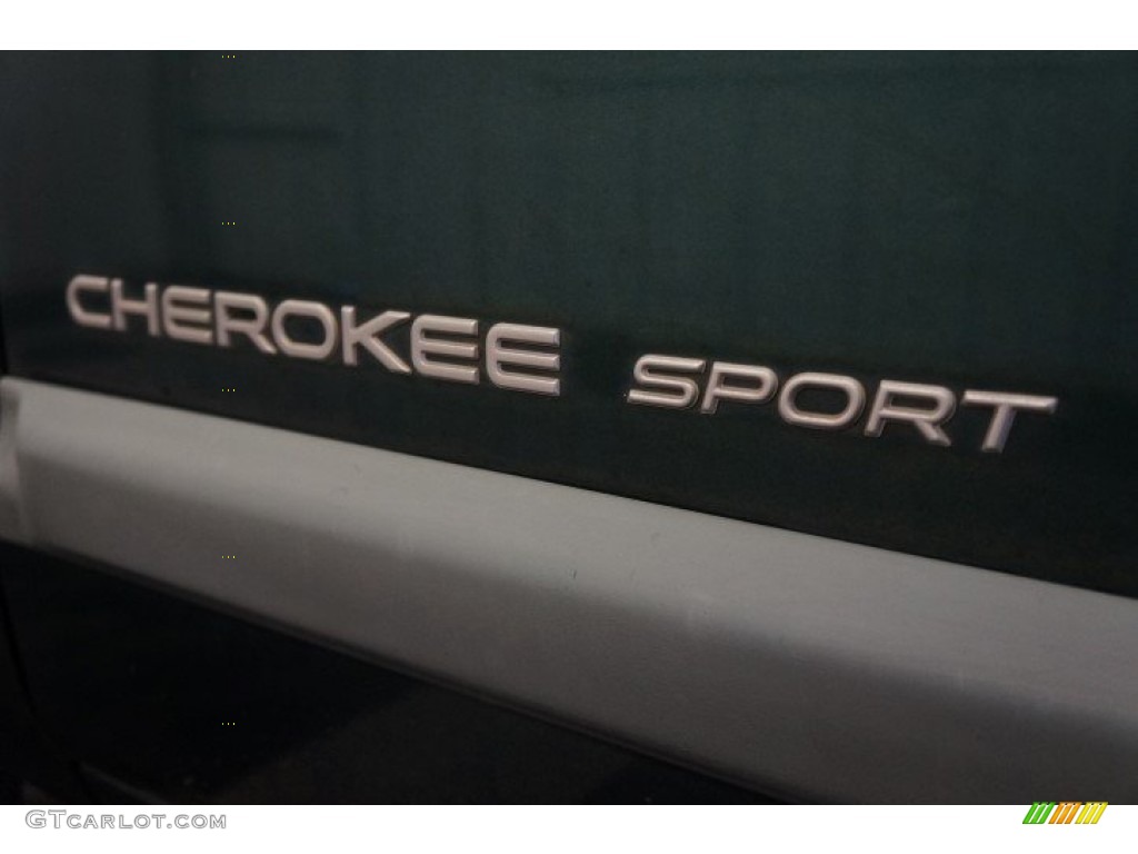 2000 Cherokee Sport 4x4 - Forest Green Pearl / Camel Beige photo #57