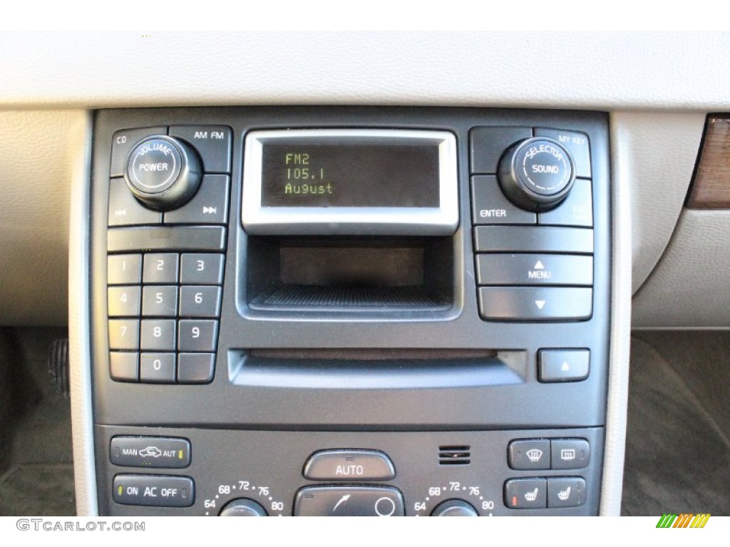 2005 Volvo XC90 2.5T AWD Controls Photo #101318220