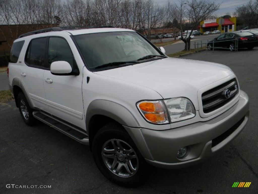 Natural White 2004 Toyota Sequoia SR5 4x4 Exterior Photo #101323535