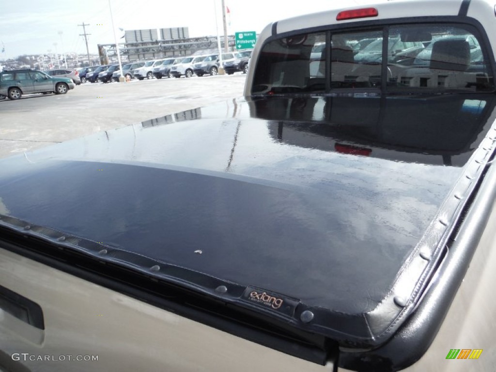 2007 Tacoma Access Cab 4x4 - Desert Sand Mica / Taupe photo #9