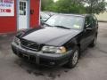 Black - V70 XC AWD Photo No. 1
