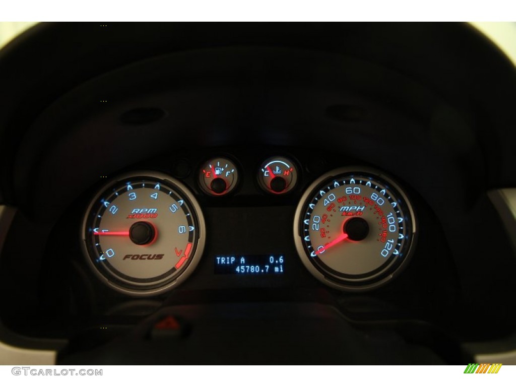 2011 Ford Focus SES Sedan Gauges Photos