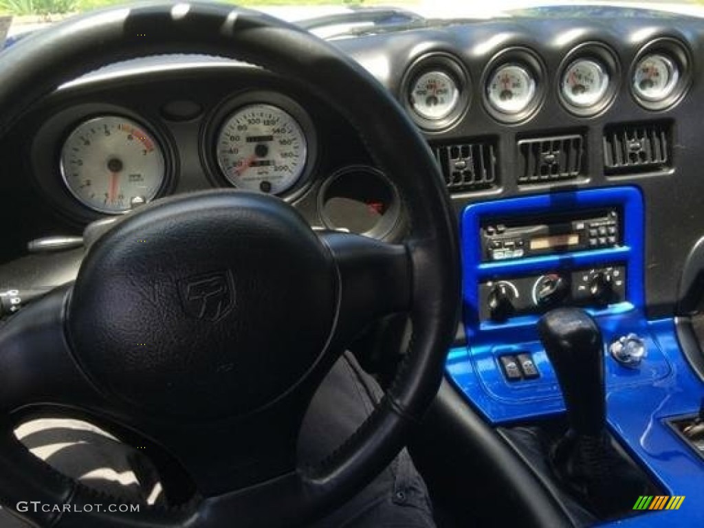 1997 Viper GTS - GTS Blue Pearl / Black photo #4