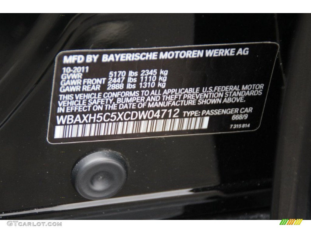 2012 5 Series 528i xDrive Sedan - Jet Black / Oyster/Black photo #34