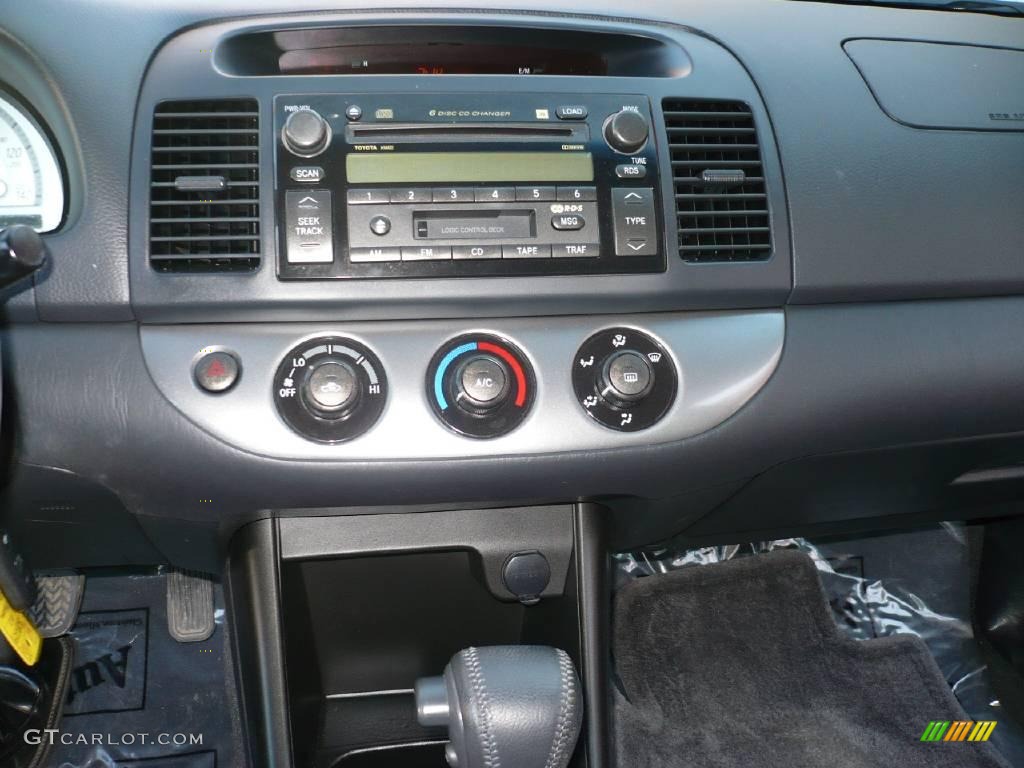 2003 Camry LE - Phantom Gray Pearl / Dark Charcoal photo #8