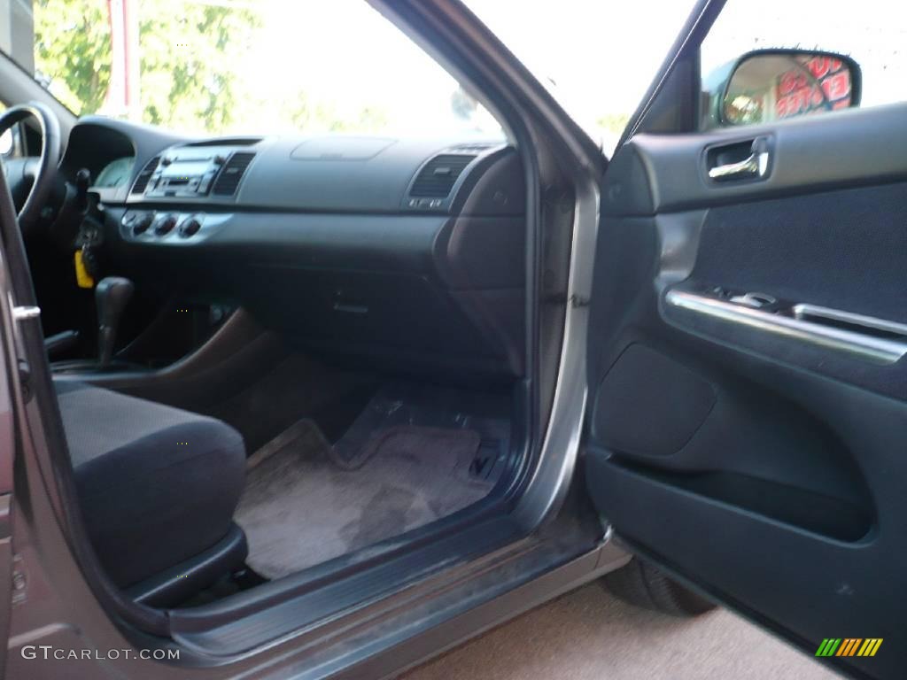 2003 Camry LE - Phantom Gray Pearl / Dark Charcoal photo #15