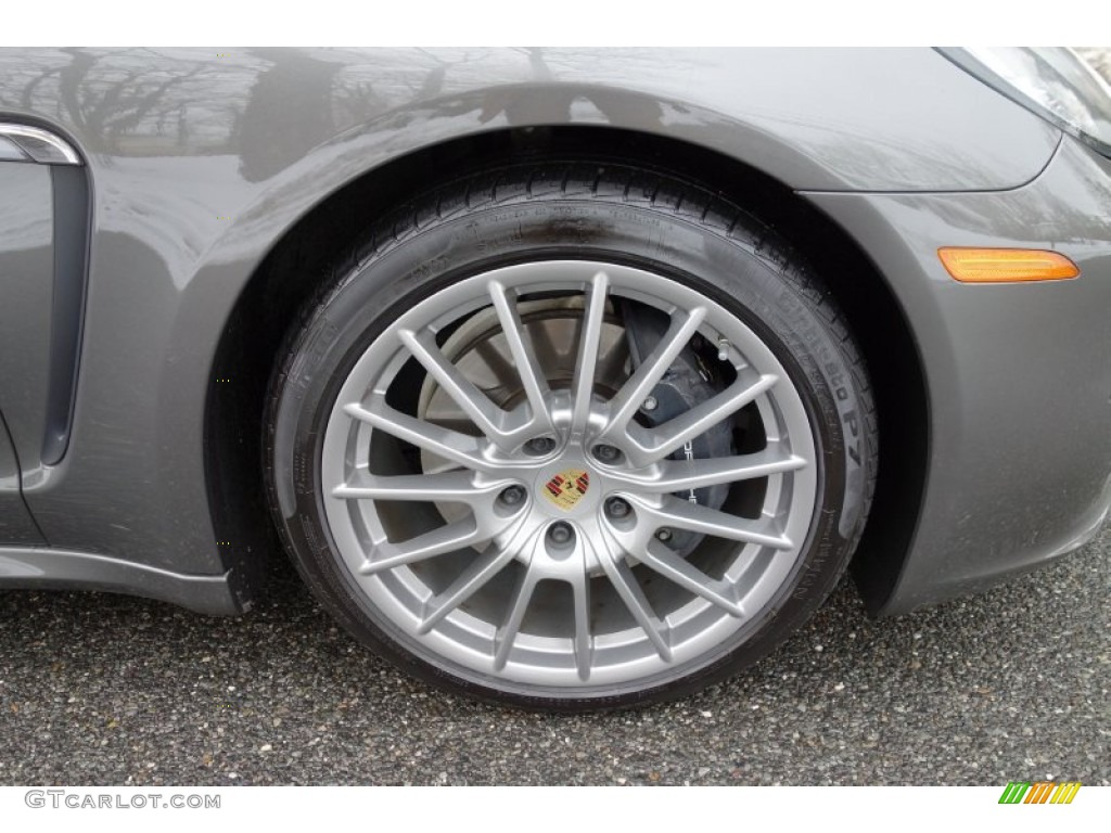 2014 Porsche Panamera 4 Wheel Photos