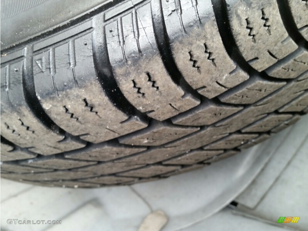 2012 Impala LS - Summit White / Gray photo #19