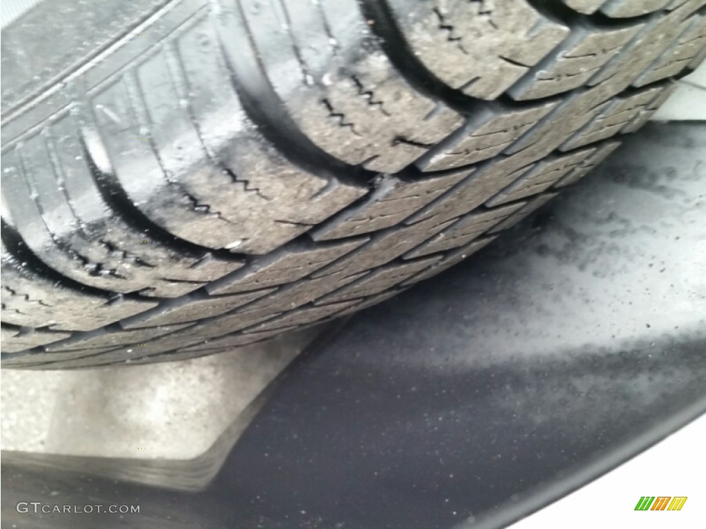 2012 Impala LS - Summit White / Gray photo #20