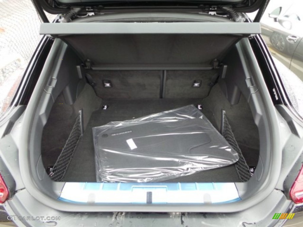 2015 Porsche Panamera GTS Trunk Photo #101350866
