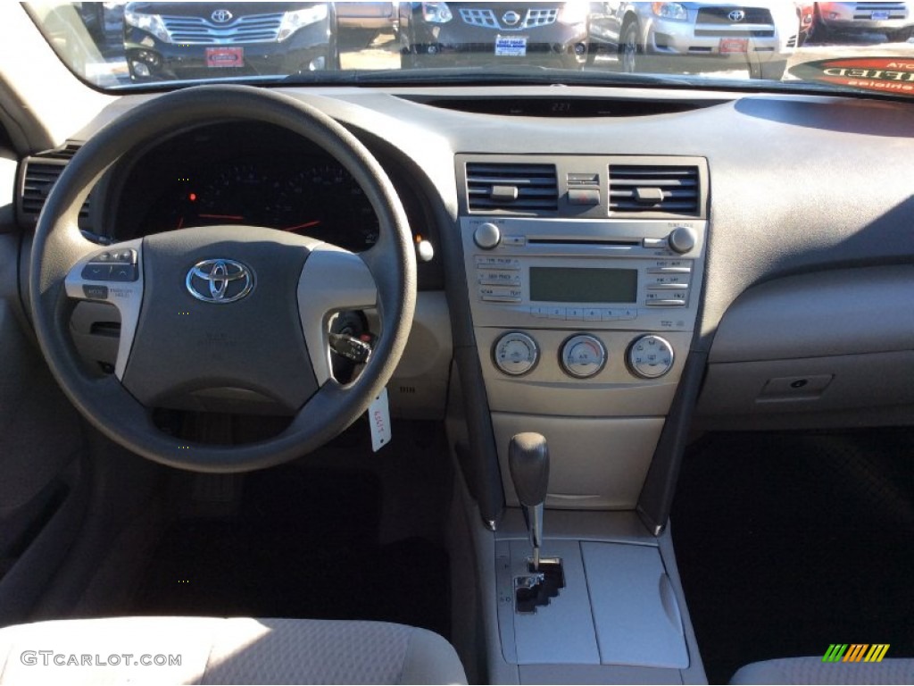 2010 Camry LE - Magnetic Gray Metallic / Ash Gray photo #15