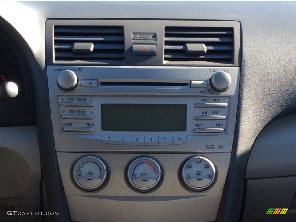 2010 Camry LE - Magnetic Gray Metallic / Ash Gray photo #16