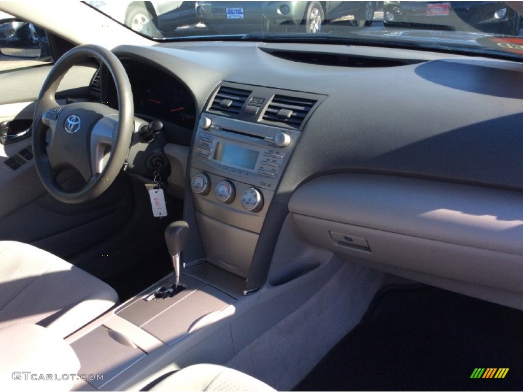 2010 Camry LE - Magnetic Gray Metallic / Ash Gray photo #25